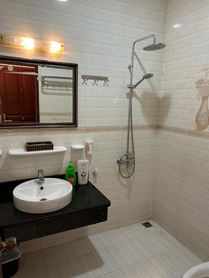 Halong Starlight Inn & Travel Ха Лонг Екстериор снимка