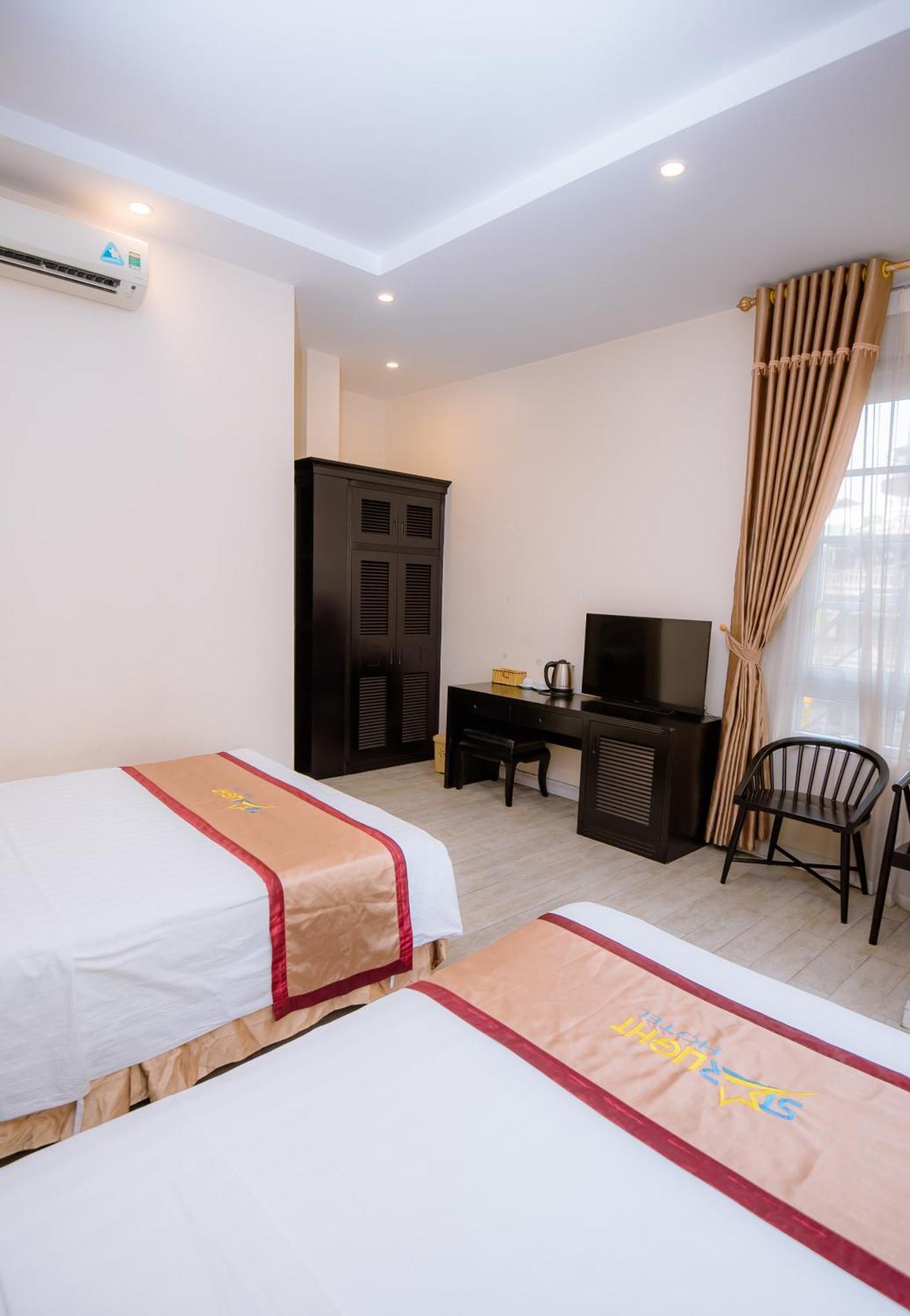 Halong Starlight Inn & Travel Ха Лонг Екстериор снимка